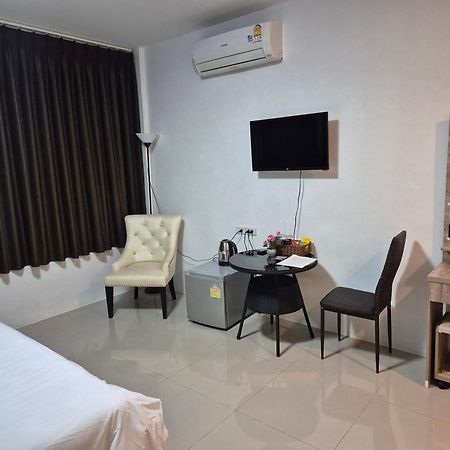 Dorothys Hotell Pattaya Eksteriør bilde